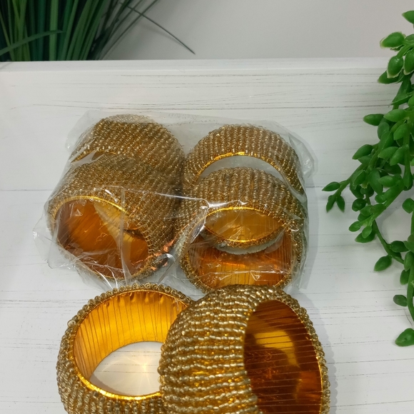 NWOT Beaded Napkin Ring Holders - Picture 2 of 6